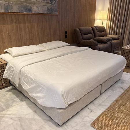 Divon Chalets Buraidah Bagian luar foto