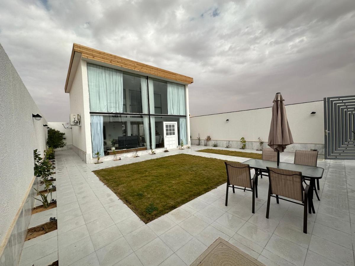 Divon Chalets Buraidah Bagian luar foto