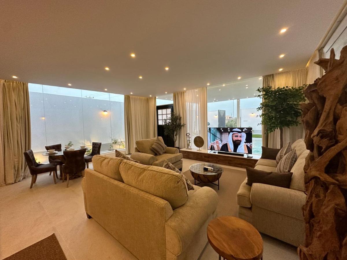 Divon Chalets Buraidah Bagian luar foto