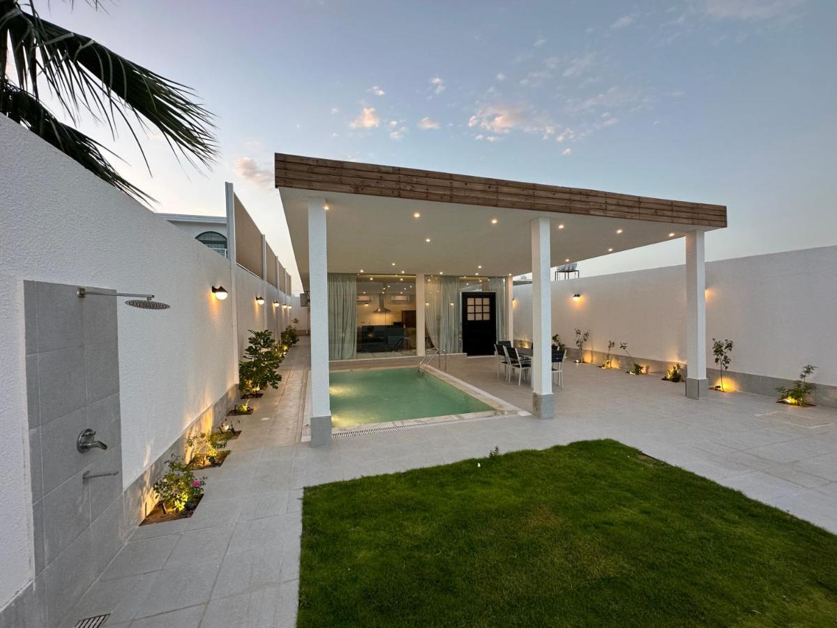 Divon Chalets Buraidah Bagian luar foto