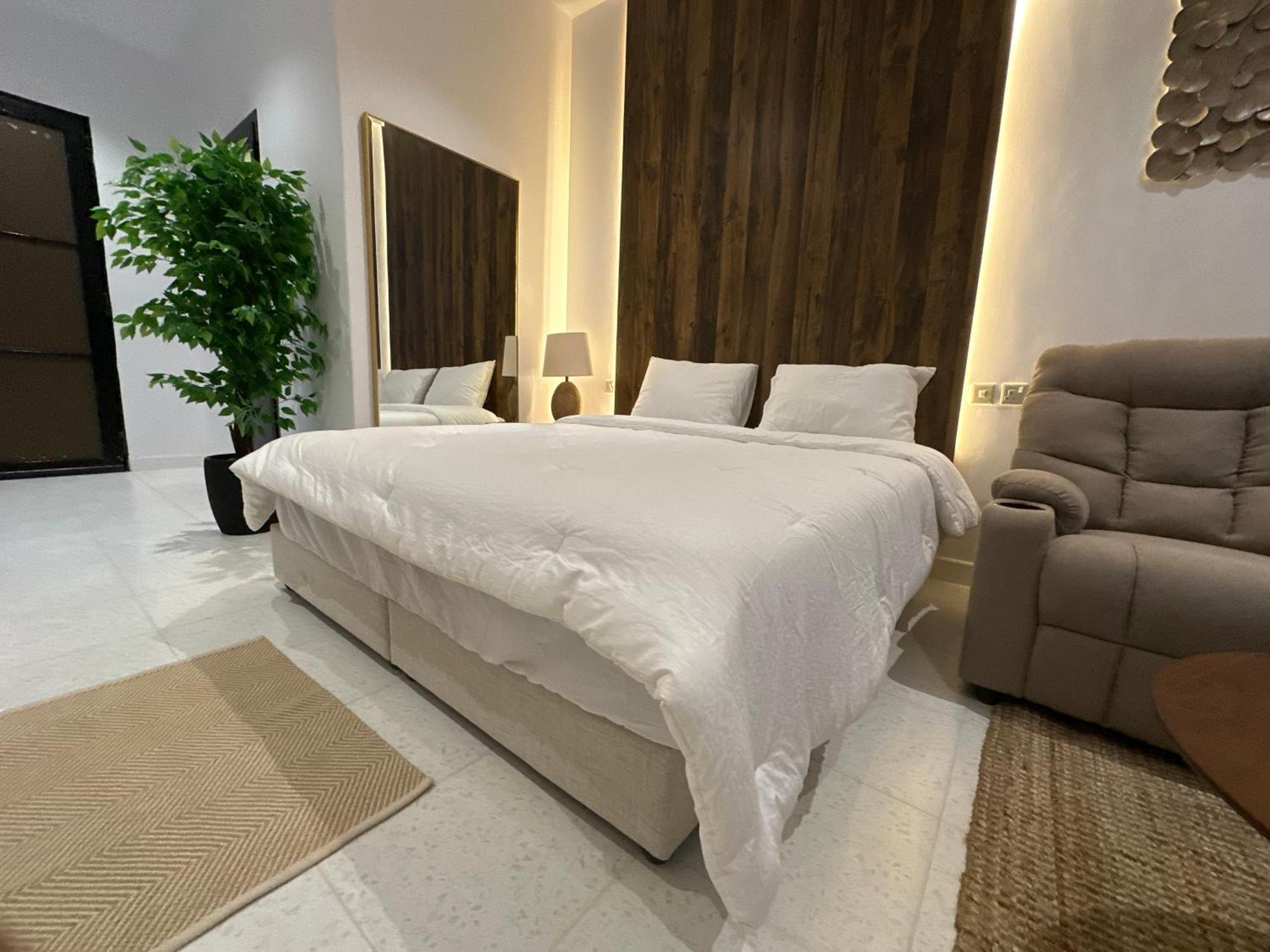 Divon Chalets Buraidah Bagian luar foto