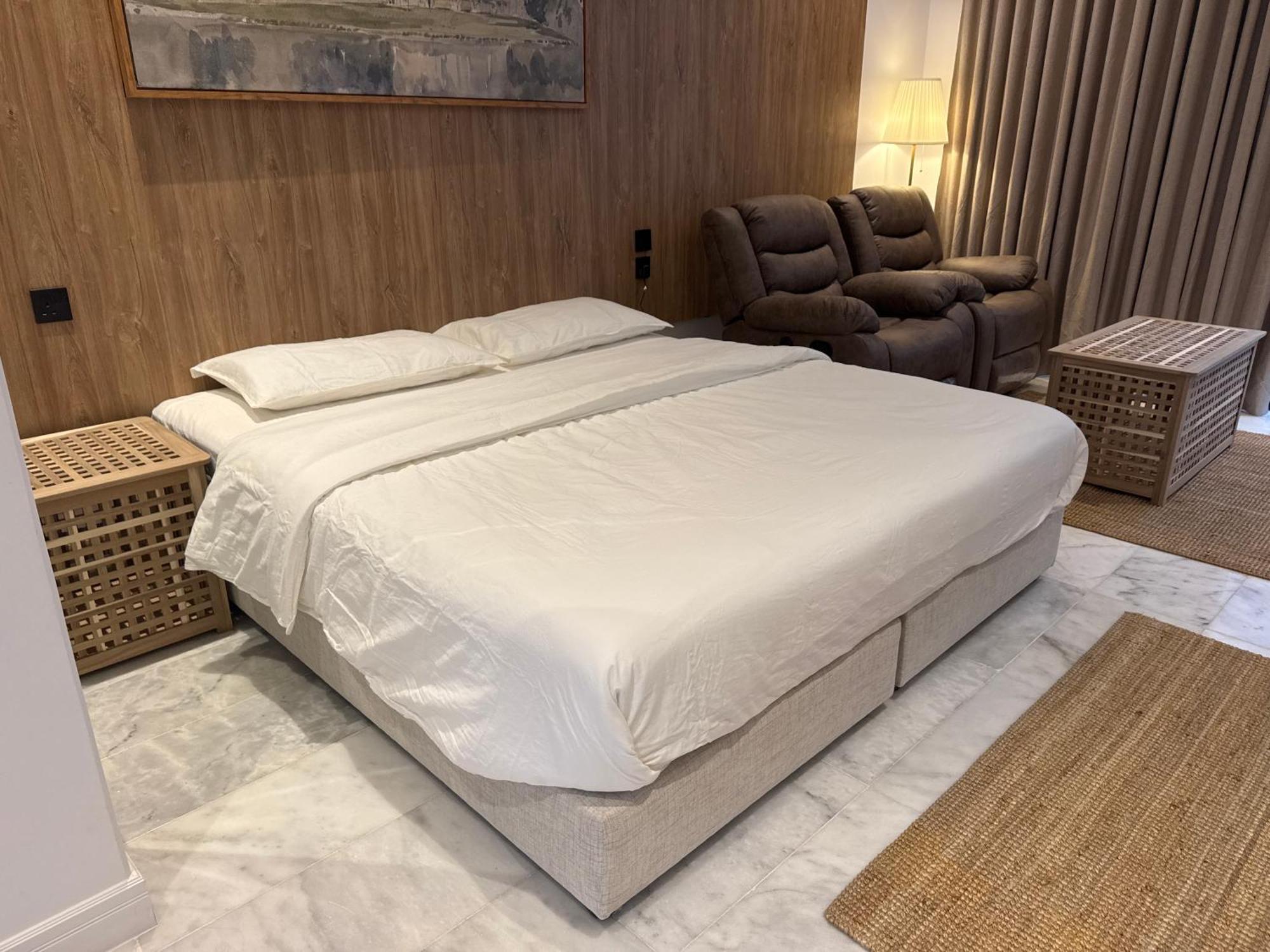 Divon Chalets Buraidah Bagian luar foto
